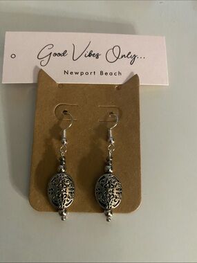 GOOD VIBES 😎 ONLY Silver Filigree Dangle Earrings!